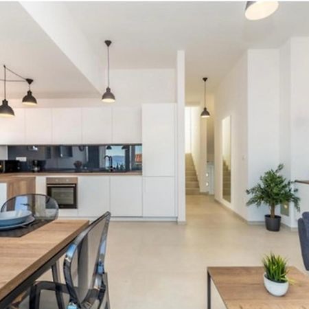 Apartments Solis Lacus Penthouse Njivice Bagian luar foto