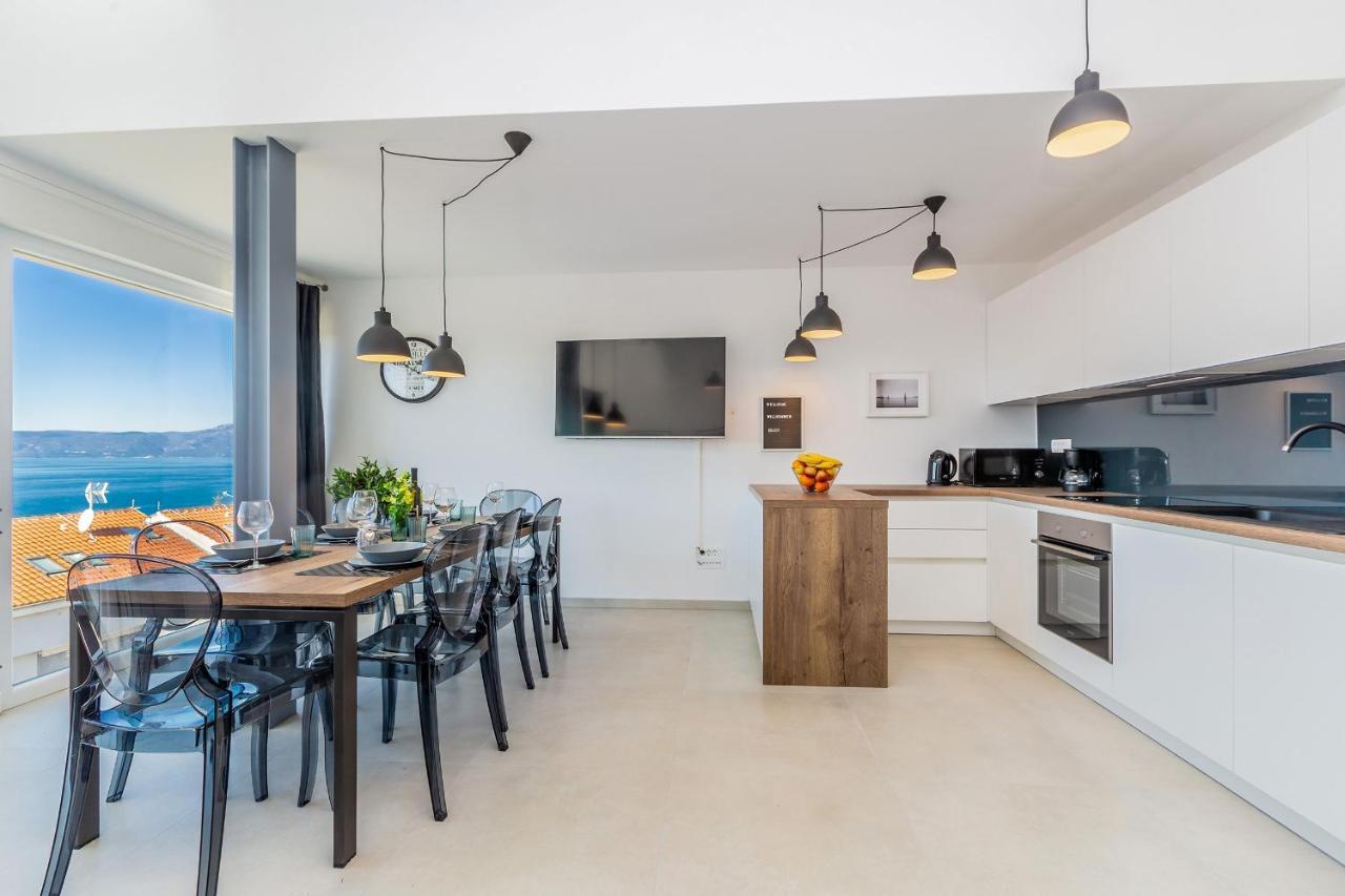 Apartments Solis Lacus Penthouse Njivice Bagian luar foto